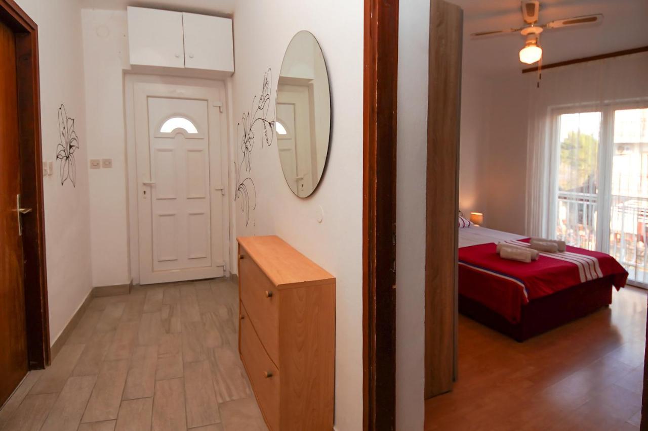 Apartment Ajdukovic Водице Екстер'єр фото